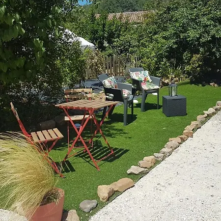 Le Clos Du Cedre 3* Saint Sebastien d'Aigrefeuille