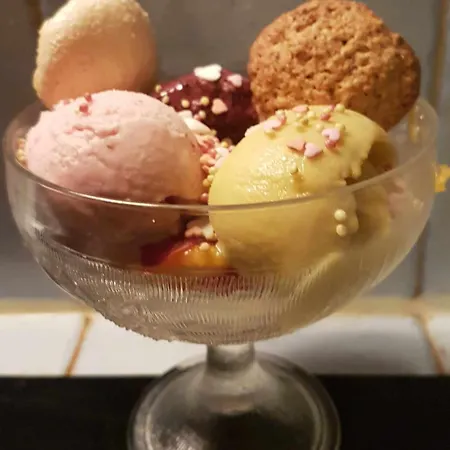 Le Clos Du Cedre Bed & Breakfast