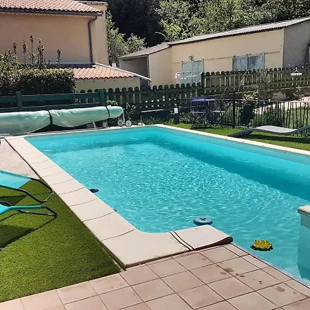 Bed & Breakfast Le Clos Du Cedre